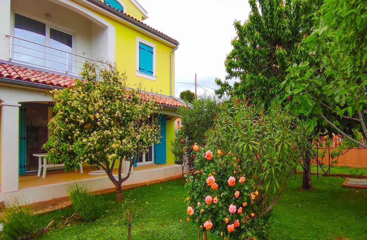 Apartman Mendula Premantura Buitenkant foto